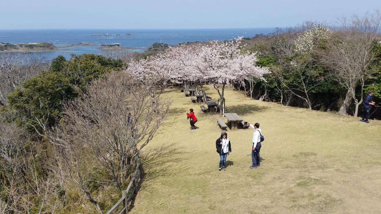 Midori Guesthouse&Hostel Tsushima  Exterior photo